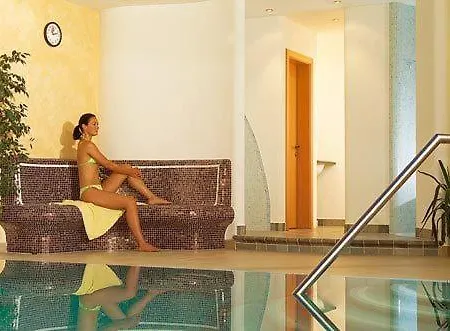 Hotell Alpina Mountain Resort