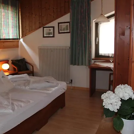 Alpina Mountain Resort 3*