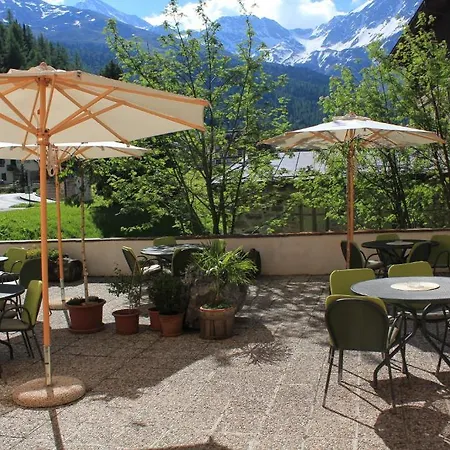 Hotell Alpina Mountain Resort 3*